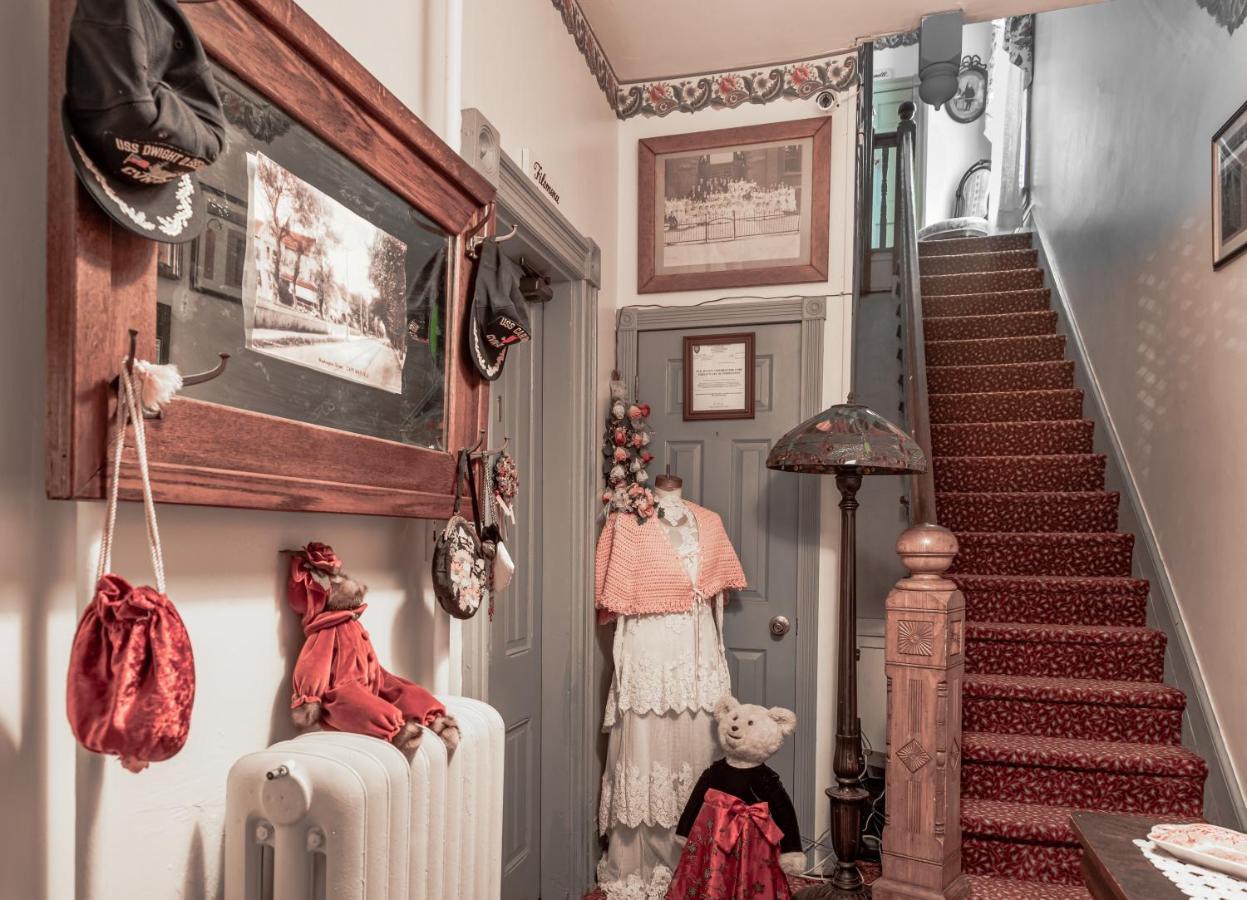 Antoinette'S Apartments & Suites Cape May Luaran gambar