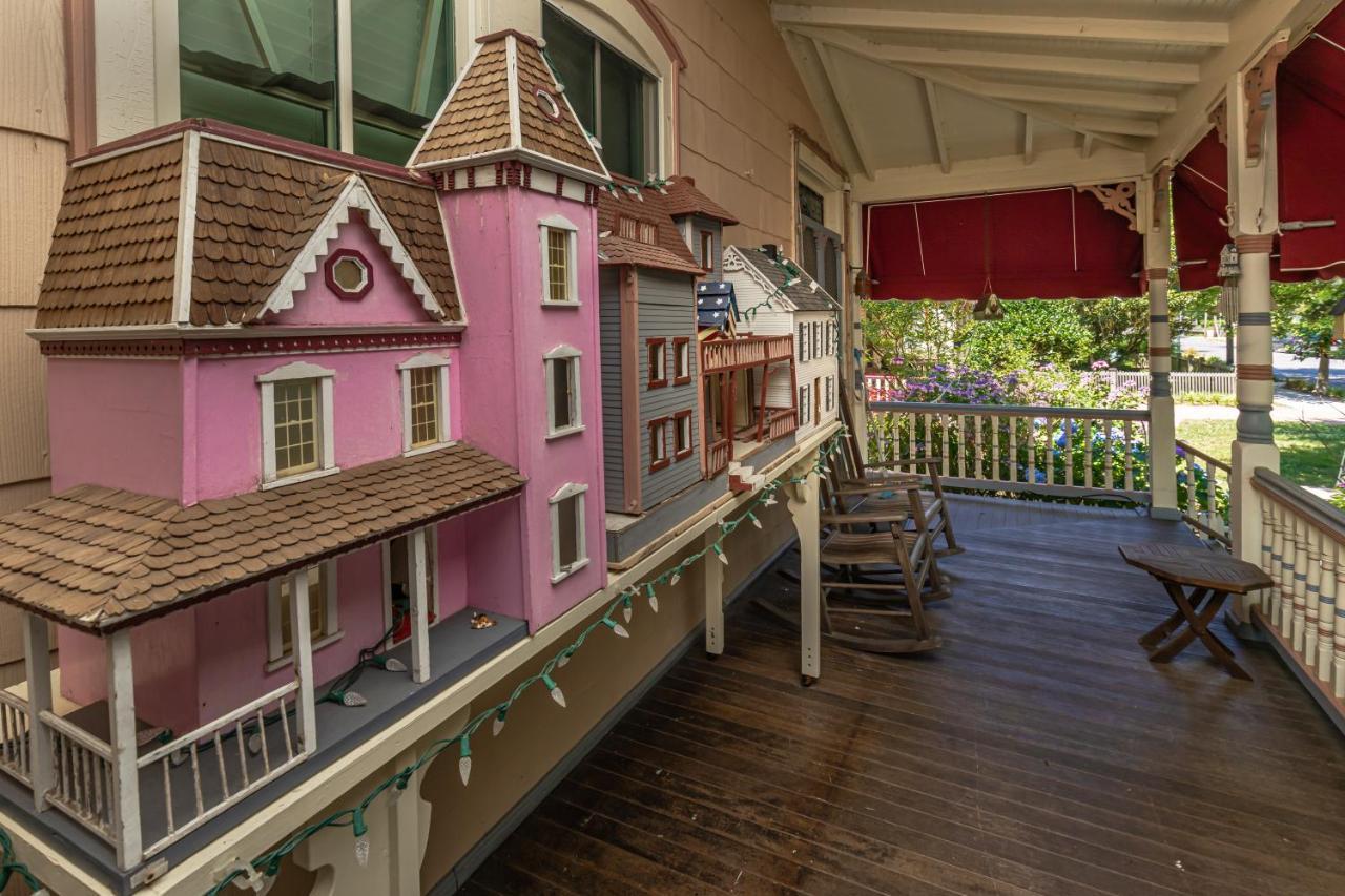 Antoinette'S Apartments & Suites Cape May Luaran gambar