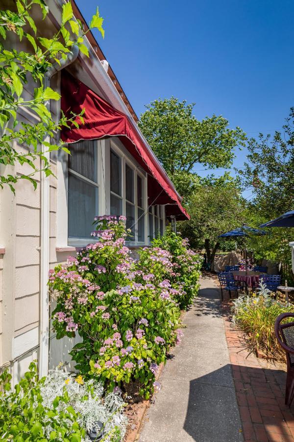 Antoinette'S Apartments & Suites Cape May Luaran gambar